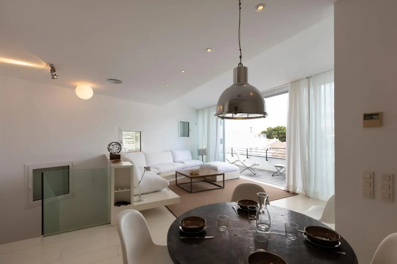 Cadaques White Sea Apartments 0*,