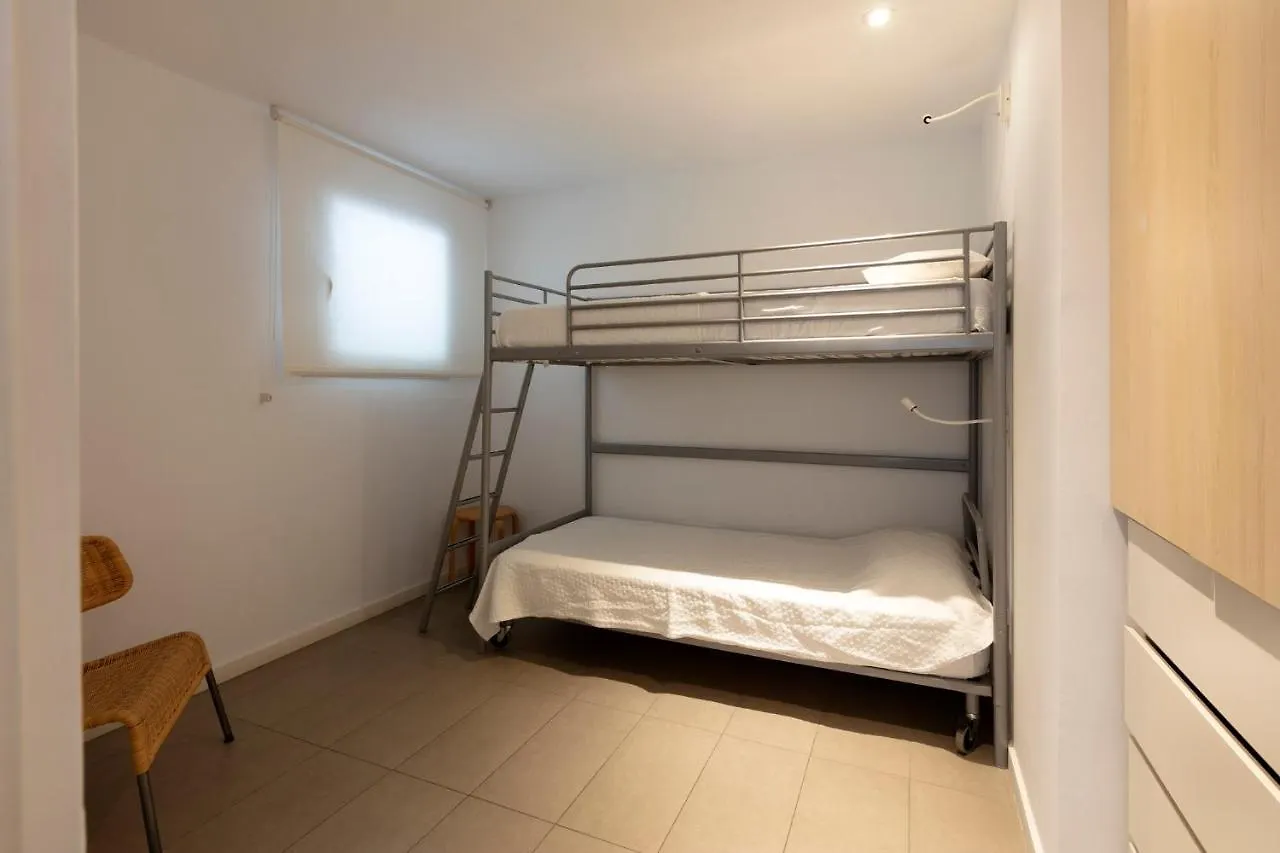 Cadaques White Sea Apartments 0*,