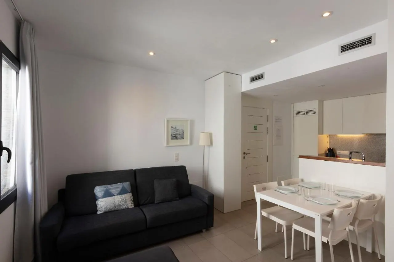 Cadaques White Sea Apartments